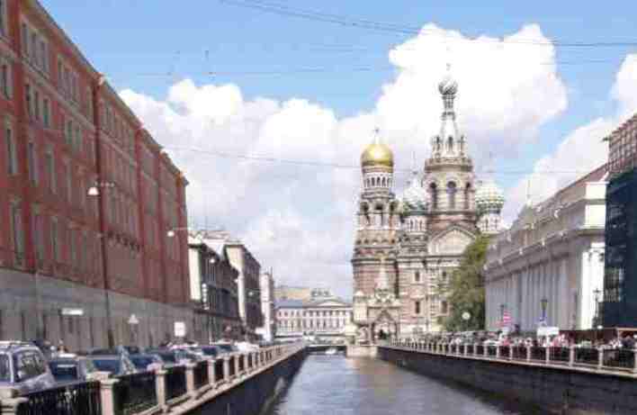 Tourismusbranche St. Petersburgs vor Pleitewelle