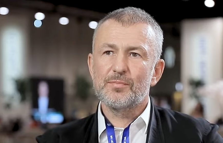 Melnitschenkos Zukunftsentwurf: Ein Oligarch sucht seinen Platz im Russland nach dem Krieg Melnitschenkos Zukunftsentwurf: Ein Oligarch sucht seinen Platz im Russland nach dem Krieg